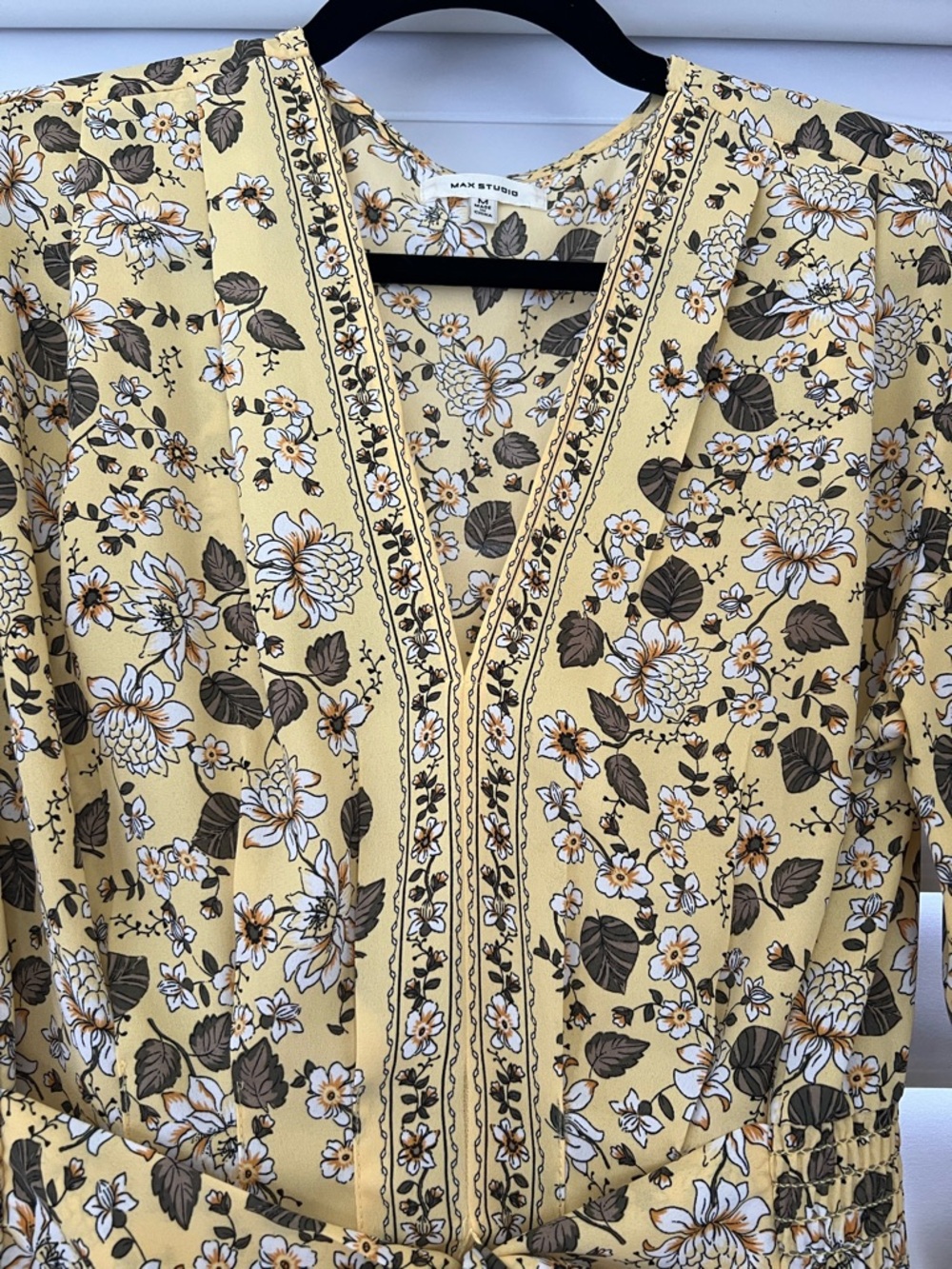 Max Studio Yellow Floral V-Neck Tie-Waist Top - Picture 3 of 7